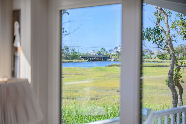 27 Mayflower Lane, Dennis Port, MA 02639