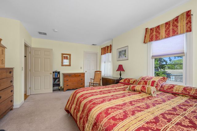 27 Mayflower Lane, Dennis Port, MA 02639