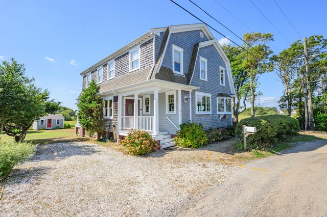27 Mayflower Lane, Dennis Port, MA 02639