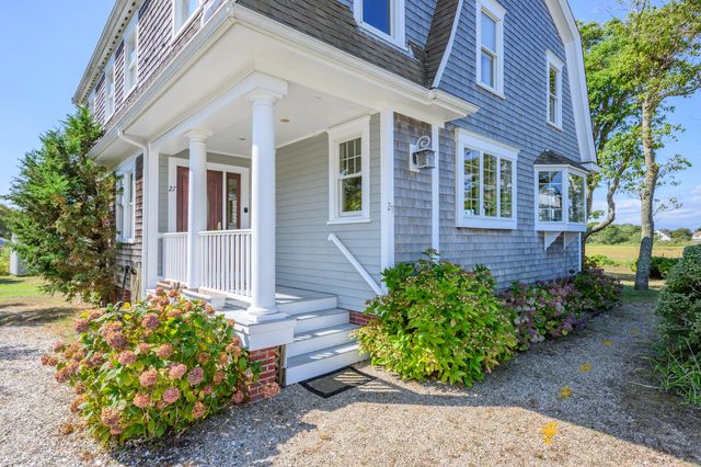 27 Mayflower Lane, Dennis Port, MA 02639