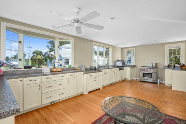 27 Mayflower Lane, Dennis Port, MA 02639