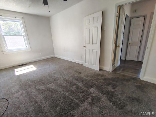 5534 Beacon Avenue, St Louis, MO 63120