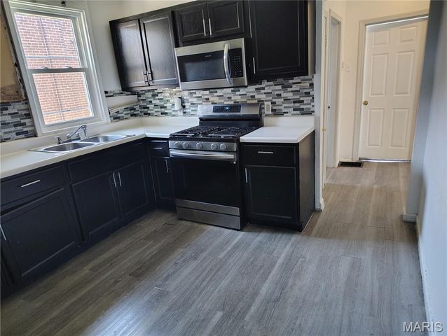 5534 Beacon Avenue, St Louis, MO 63120