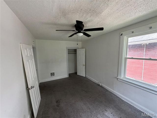 5534 Beacon Avenue, St Louis, MO 63120