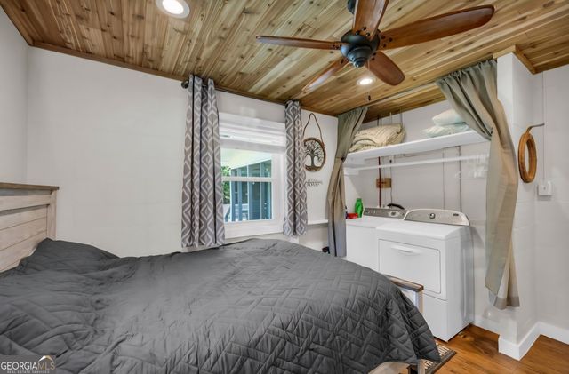 664 N Port Bass Drive, Fair Play, SC 29643