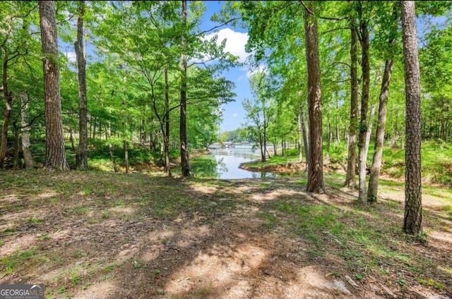 664 N Port Bass Drive, Fair Play, SC 29643