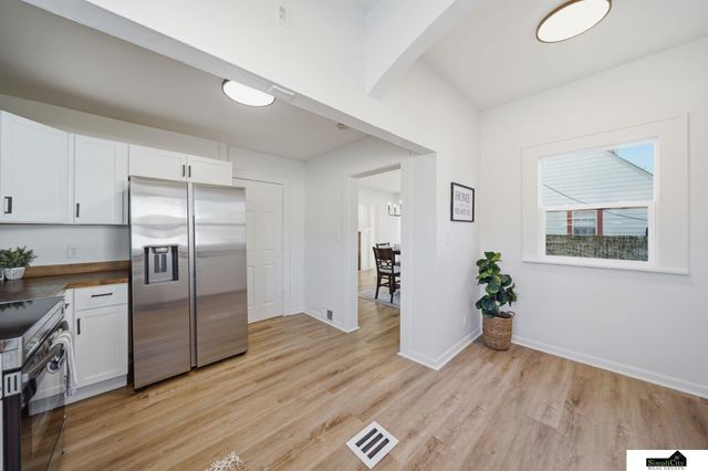 2101 Bradfield Drive, Lincoln, NE 68502