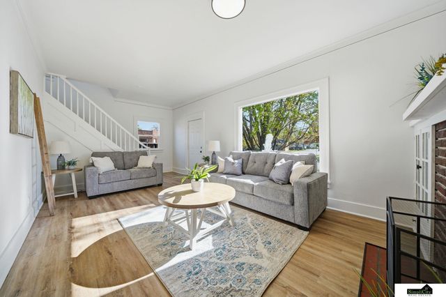 2101 Bradfield Drive, Lincoln, NE 68502