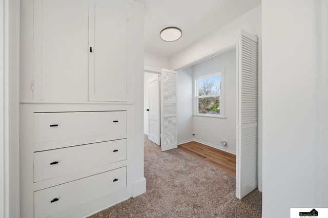 2101 Bradfield Drive, Lincoln, NE 68502