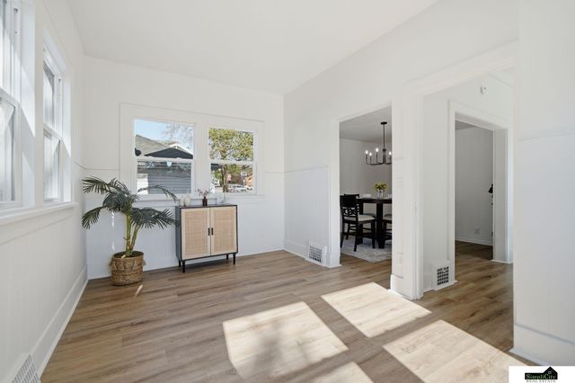 2101 Bradfield Drive, Lincoln, NE 68502