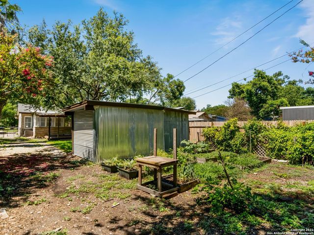 1807 W Summit Avenue, San Antonio, TX 78201