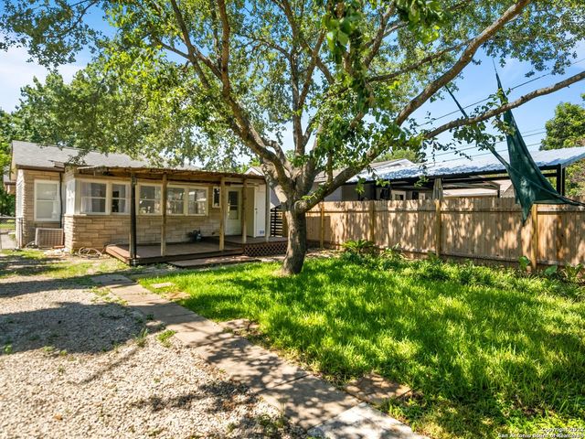 1807 W Summit Avenue, San Antonio, TX 78201