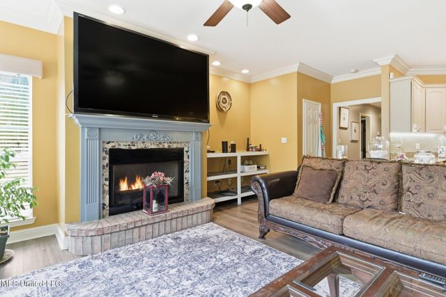 115 Oak Allee Drive, Picayune, MS 39466