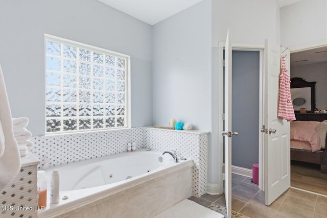 115 Oak Allee Drive, Picayune, MS 39466