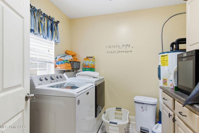 115 Oak Allee Drive, Picayune, MS 39466