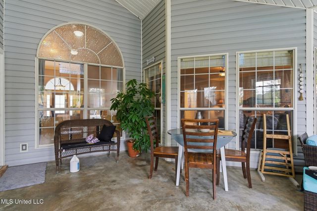 115 Oak Allee Drive, Picayune, MS 39466