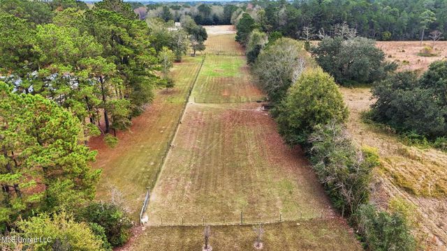 115 Oak Allee Drive, Picayune, MS 39466