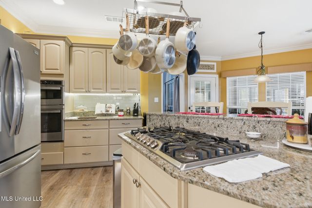 115 Oak Allee Drive, Picayune, MS 39466