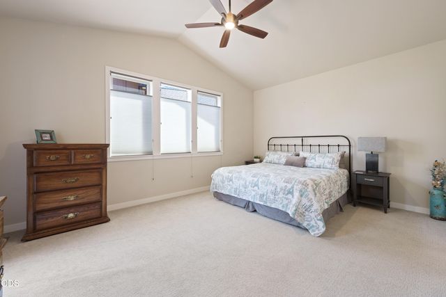 63137 Iner Loop, Bend, OR 97701
