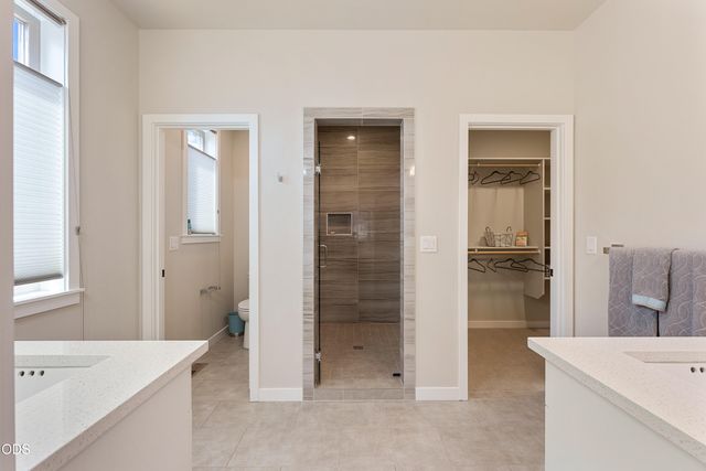 63137 Iner Loop, Bend, OR 97701