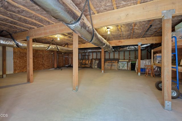 63137 Iner Loop, Bend, OR 97701