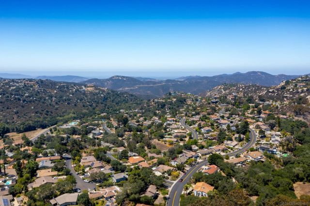 10021 Sage Hill Way 161, Escondido, CA 92026