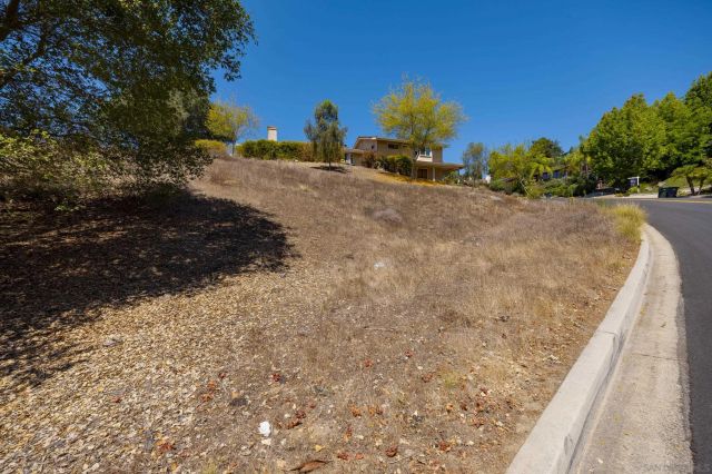 10021 Sage Hill Way 161, Escondido, CA 92026
