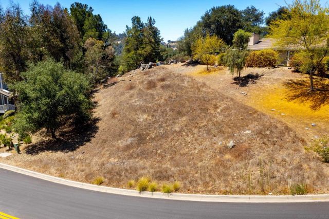 10021 Sage Hill Way 161, Escondido, CA 92026
