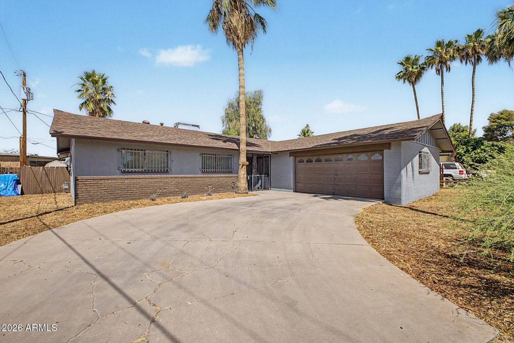 6414 N 45TH Avenue, Glendale, AZ 85301 — photo 2