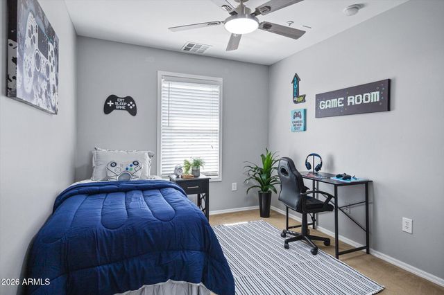 905 S OSBORN Lane, Gilbert, AZ 85296