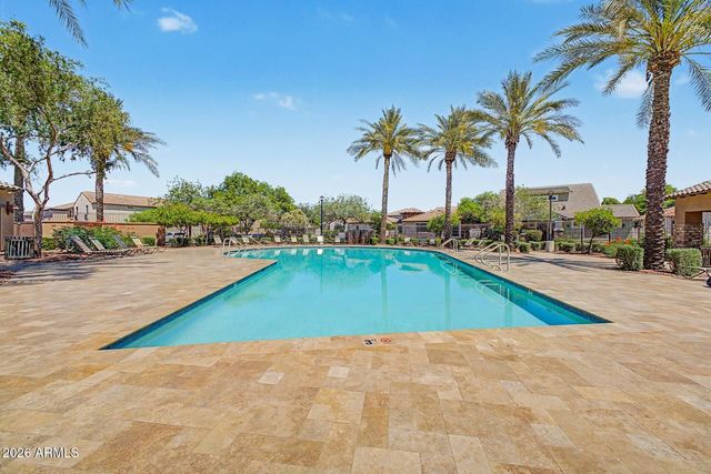 905 S OSBORN Lane, Gilbert, AZ 85296
