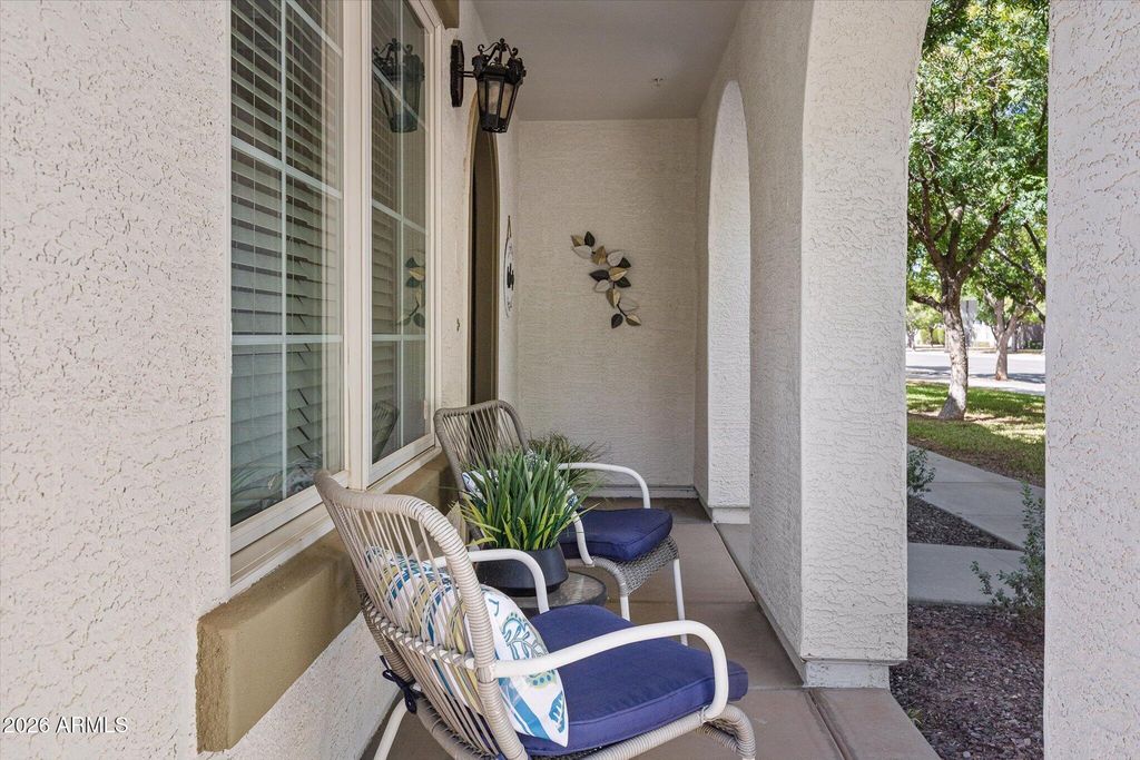 905 S OSBORN Lane, Gilbert, AZ 85296 — photo 2