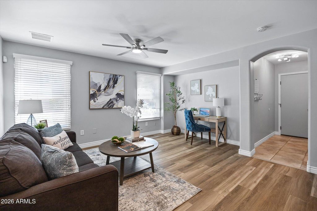 905 S OSBORN Lane, Gilbert, AZ 85296 — photo 4