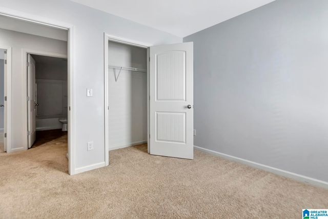 216 CHELSEA PARK ROAD, Chelsea, AL 35043