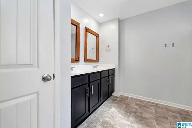 216 CHELSEA PARK ROAD, Chelsea, AL 35043