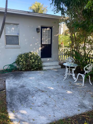 5101 Spruce Avenue, West Palm Beach, FL 33407