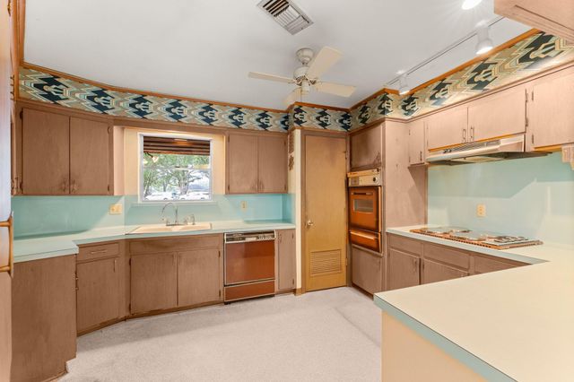 9809 Neuens Road, Houston, TX 77080