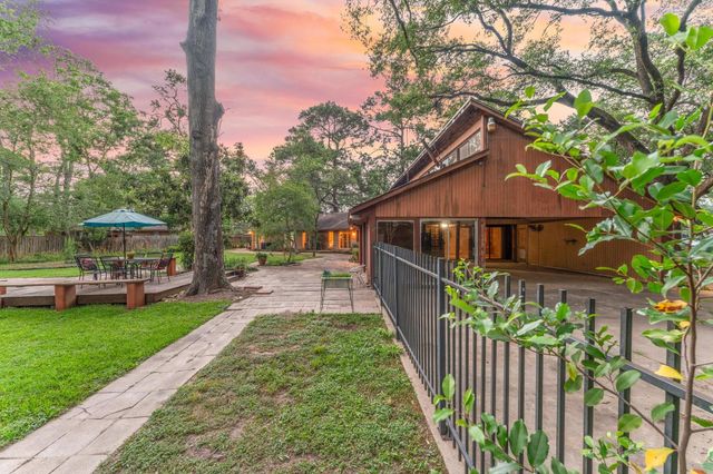 9809 Neuens Road, Houston, TX 77080