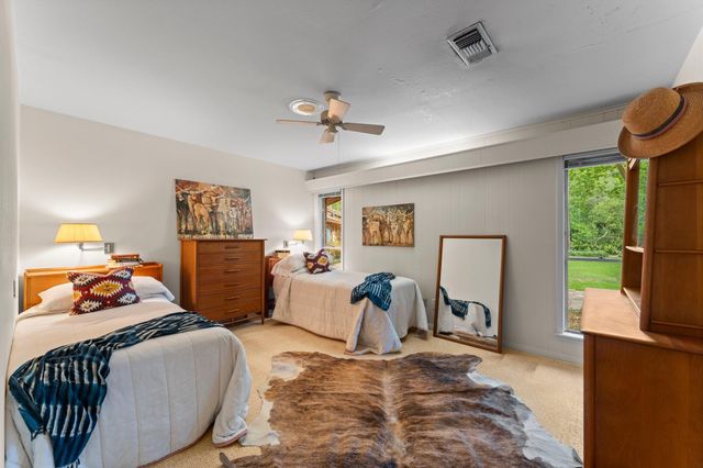 9809 Neuens Road, Houston, TX 77080