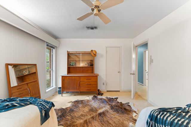 9809 Neuens Road, Houston, TX 77080