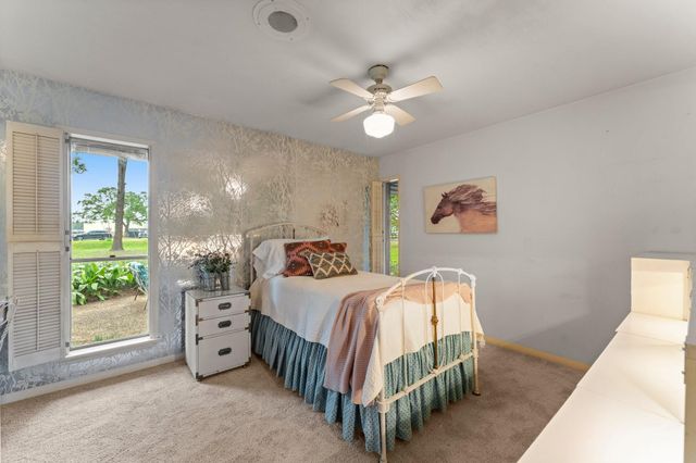 9809 Neuens Road, Houston, TX 77080