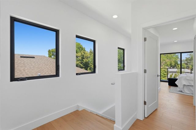 2525 18TH AVENUE N, St Petersburg, FL 33713