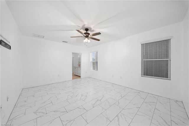 10464 canal brook LN, Lehigh Acres, FL 33936