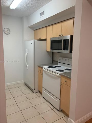 2240 E Preserve Way 302, Miramar, FL 33025