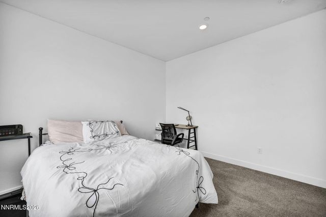 2926 Earthstone Drive, Sparks, NV 89436