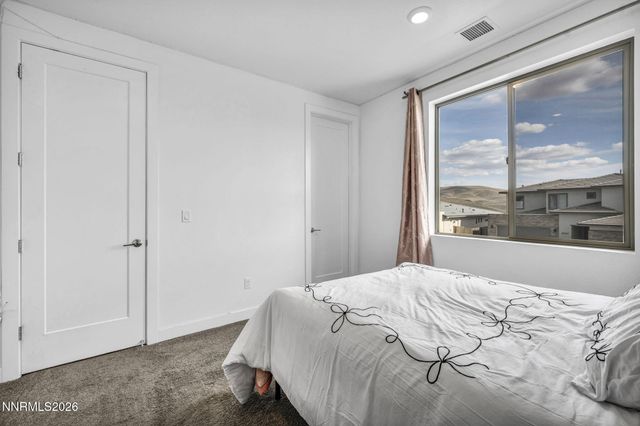 2926 Earthstone Drive, Sparks, NV 89436