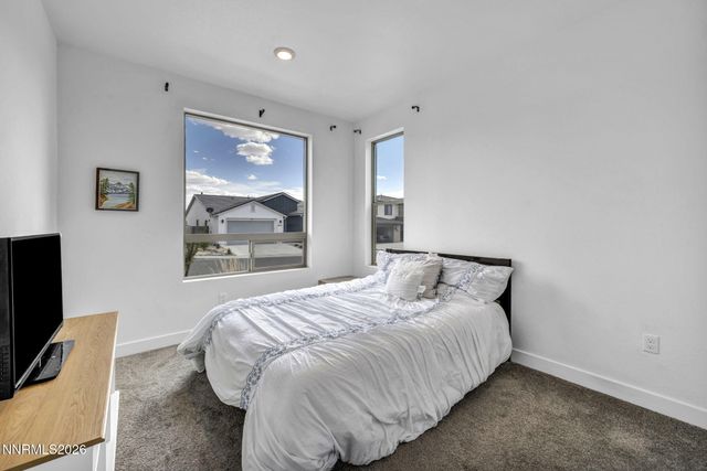 2926 Earthstone Drive, Sparks, NV 89436