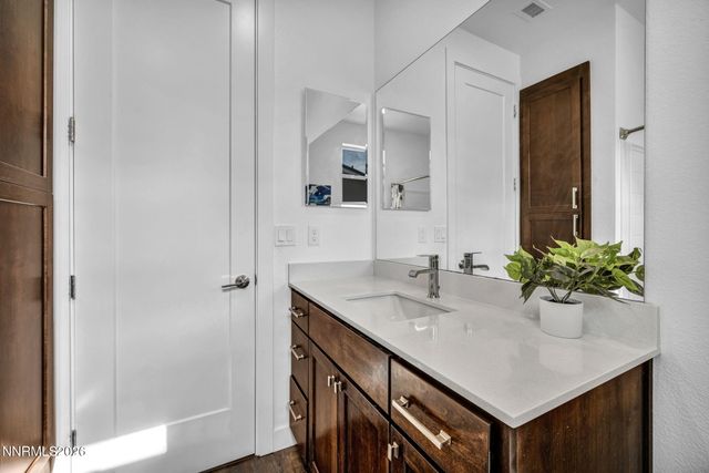 2926 Earthstone Drive, Sparks, NV 89436