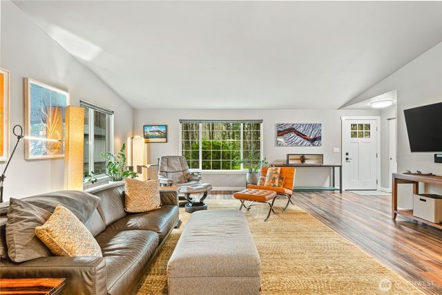 100 W Wivell Road, Shelton, WA 98584