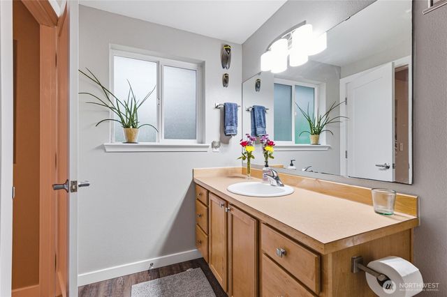 100 W Wivell Road, Shelton, WA 98584